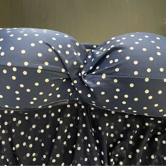 Merona tankini swim top blue navy color with white poka dots Size L and XL - Picture 3 of 9